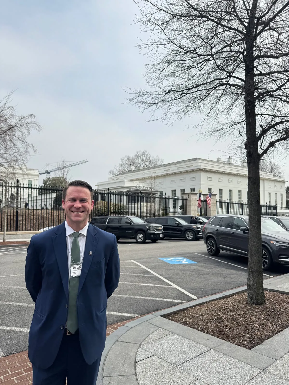A TalentCraft team member outside the West Wing of the White House.